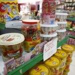 Paçoca, pipoca e cocada: ‘arraial’ na quarentena movimenta vendas em lojas de doces