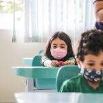 ‘Orelhas de abano’: Na volta às aulas, pais devem ter cuidado na escolha das máscaras das crianças