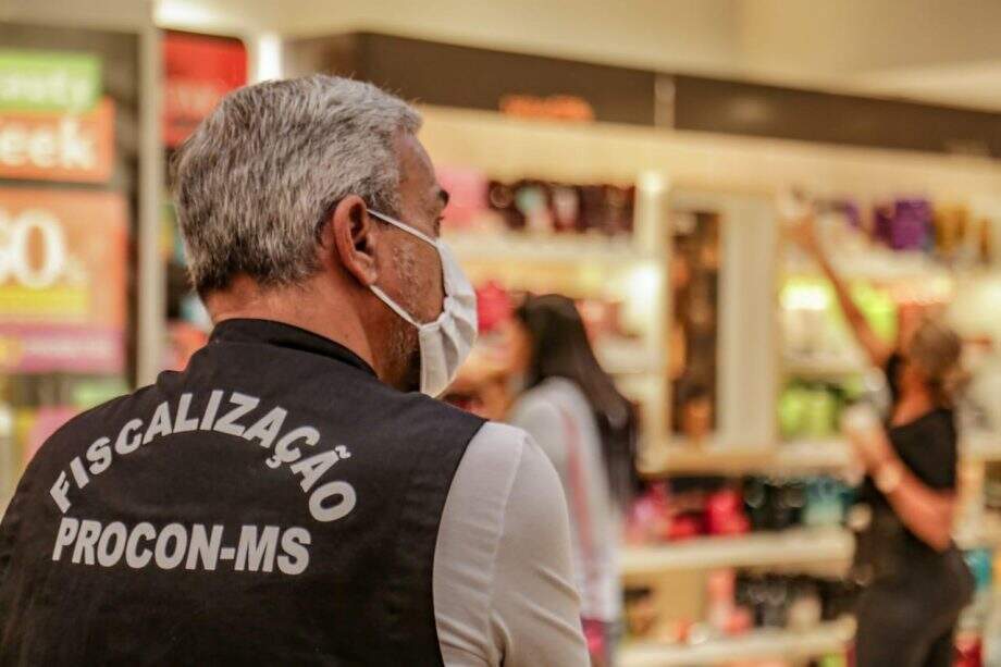 Loja de perfumaria em shopping de Campo Grande é autuada por propaganda enganosa na Black Friday