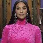 Kim Kardashian agita a web após apresentar o programa ‘Saturday Night Live’