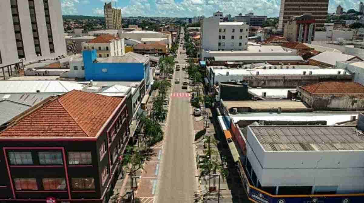 Comércio no Centro deve abrir normalmente