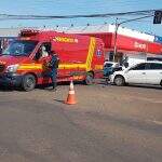 Viatura dos Bombeiros é atingida por carro quando ia atender acidente no Nova Lima