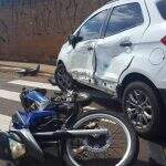 Motociclista fica ferido em acidente com carro na Ernesto Geisel