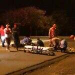 VÍDEO: Moto atropela pedestre e deixa duas vítimas na Gury Marques