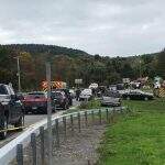 Limousine bate em carro e deixa 20 mortos em acidente nos EUA