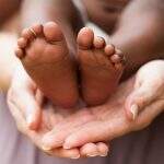 Brasil tem 3 entregas voluntárias de crianças para adoção a cada dia