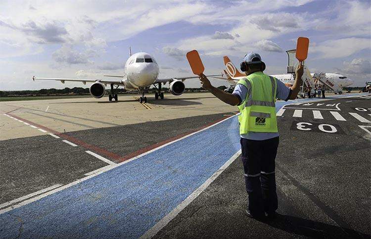 Nove aeroportos estão sem combustível, afirma Infraero