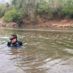 Bombeiros encontram corpo de homem que morreu afogado ao atravessar rio a nado