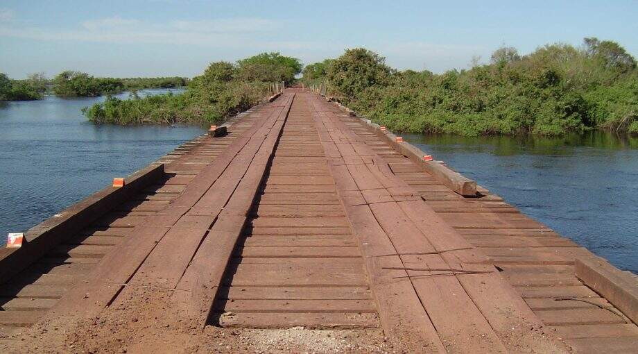 Empresas vencem licitação para construir pontes de concreto por R$ 2,3 milhões
