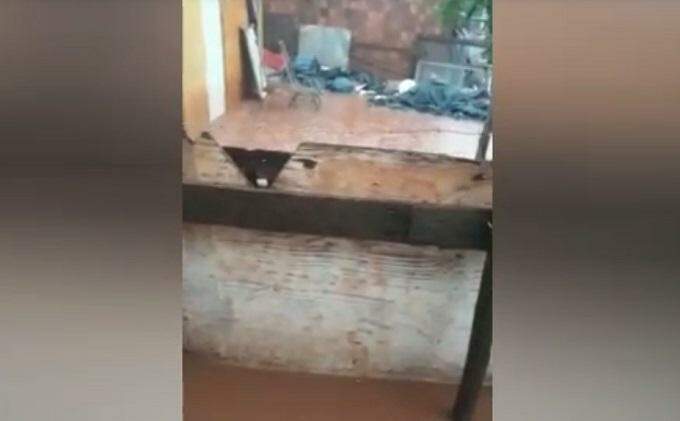 VÍDEO: chuva volta a alagar barracos na ‘Aguadinha’ e moradores pedem ajuda