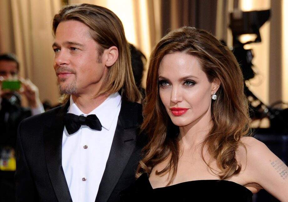 Angelina Jolie entra na Justiça para desvincular negócio de Brad Pitt