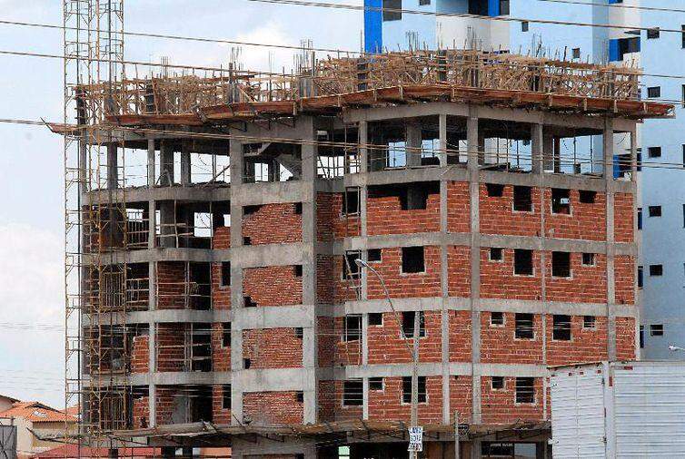 Custo da construção civil sobe 0,26% em abril e acumula alta de 3,61%
