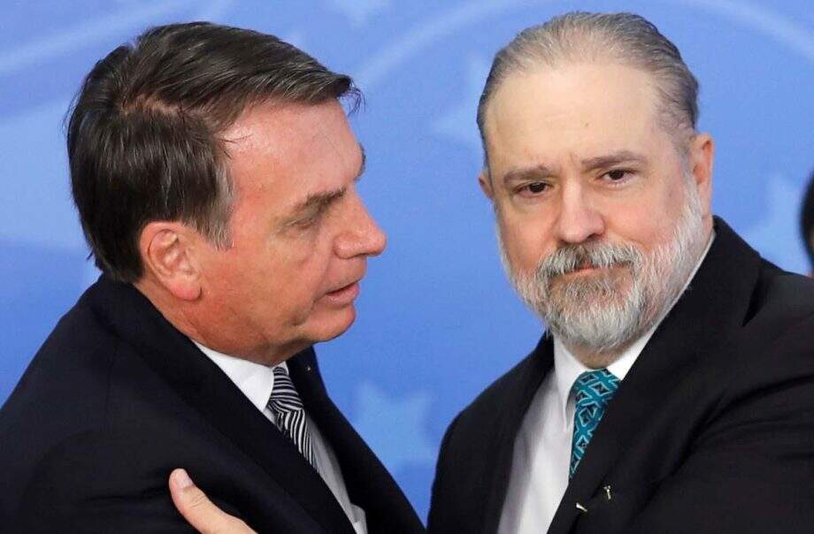 Bolsonaro: Se aparecer uma terceira vaga no STF, Augusto Aras entra fortemente