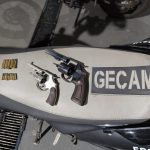 Polícia apreende arma furtada dos Correios em 2017 e prende homem