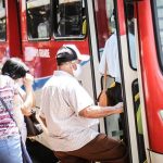 Passe de ônibus gratuito para idosos em Campo Grande continua com horário restrito até o fim da pandemia
