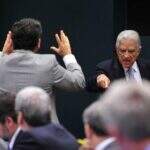Sessão da CPI da Petrobras tem discussão acalorada entre deputados