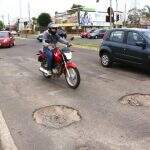 Prefeitura é condenada em R$ 10 mil por buraco na pista que feriu motociclista em Campo Grande