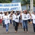 VÍDEO: familiares protestam marcando um mês do assassinato de professor
