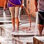 São Paulo passa a multar quem lava rua com água potável
