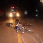 Motociclista morre a caminho do trabalho após atropelar vaca