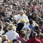 Papa visitará Equador, Bolívia e Paraguai em julho