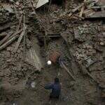 Réplica de terremoto atinge o Nepal, que já conta mais de 2 mil mortos