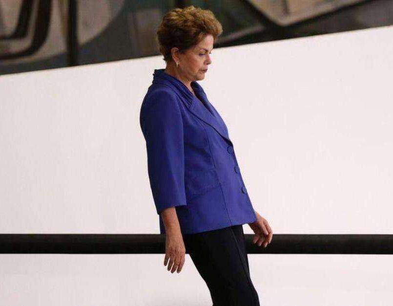 Reprovação de Dilma supera Collor antes do impeachment