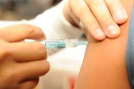 Comper oferece vacinação contra paralisia infantil em 12 lojas neste sábado
