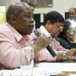ACP quer impedir parcelamento de salário e processar Olarte por improbidade
