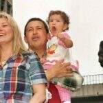 Ex-mulher de Chávez acusa governo de anular passaporte