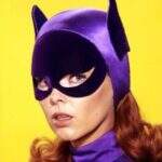 Morre a atriz Yvonne Craig, a Batgirl dos anos 60