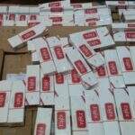 Polícia apreende carreta com 260 caixas de cigarros contrabandeados