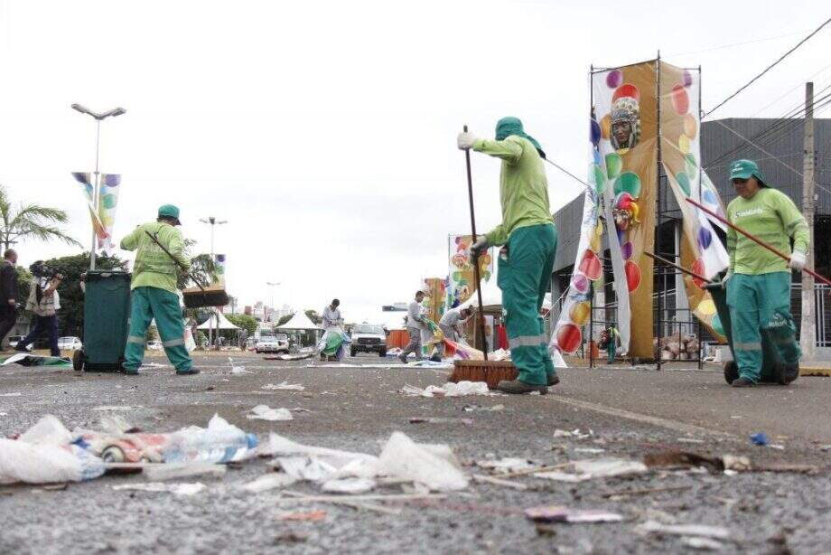 Aliado de Olarte causa tumulto ao acusar ‘cultura’ de sujar a cidade