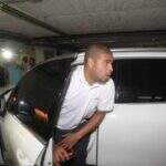 Adriano reclama por ter carro confiscado em blitz da Lei Seca no RJ