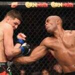 Anderson Silva vence “provocador” e chora na sua volta ao UFC