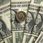 Dólar ultrapassa os R$ 2,80 pela 1ª vez em 10 anos