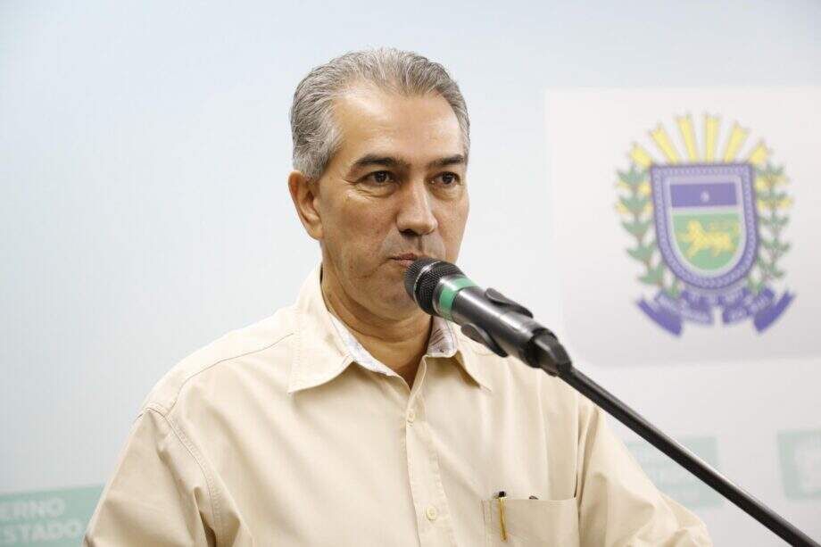 ‘Nenhum servidor será negativado’, diz Reinaldo Azambuja sobre consignados