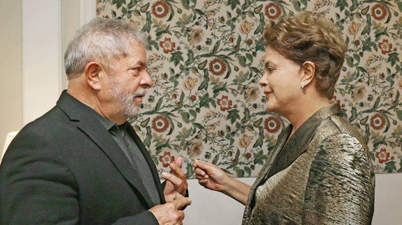 Após encontro de mais de 2 horas, Dilma e Lula evitam a imprensa