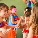 Creche da Santa Casa realiza “Bailinho de Carnaval” para alunos