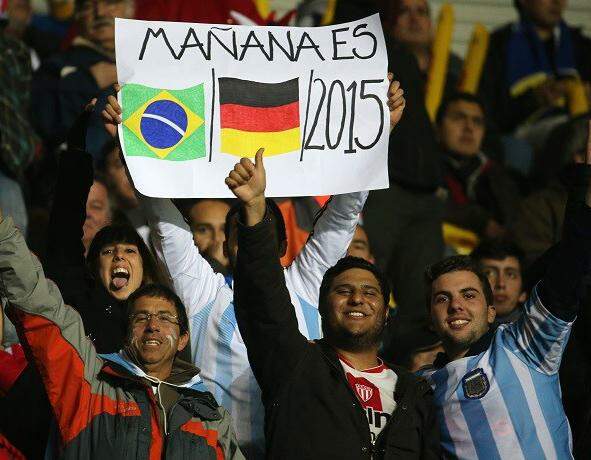 Torcedores argentinos ironizam Brasil com “dia do 7 a 1” no Chile