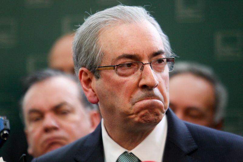 Governo deve isolar Cunha e tratar rompimento como decisão pessoal
