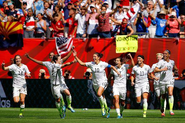 EUA goleiam em partida histórica e são as primeiras tricampeãs mundiais de futebol