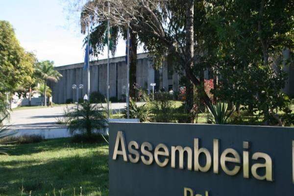 Assembleia oficializa acordo e servidores serão atendidos pela Cassems até 2019