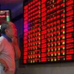 Corretoras chinesas prometem comprar US$19 bi em ações para estabilizar mercado