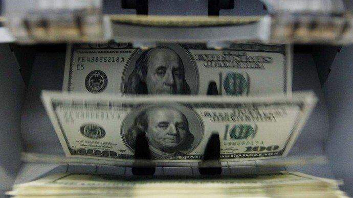 Dólar segue em alta nesta sexta e bate os R$ 3,34