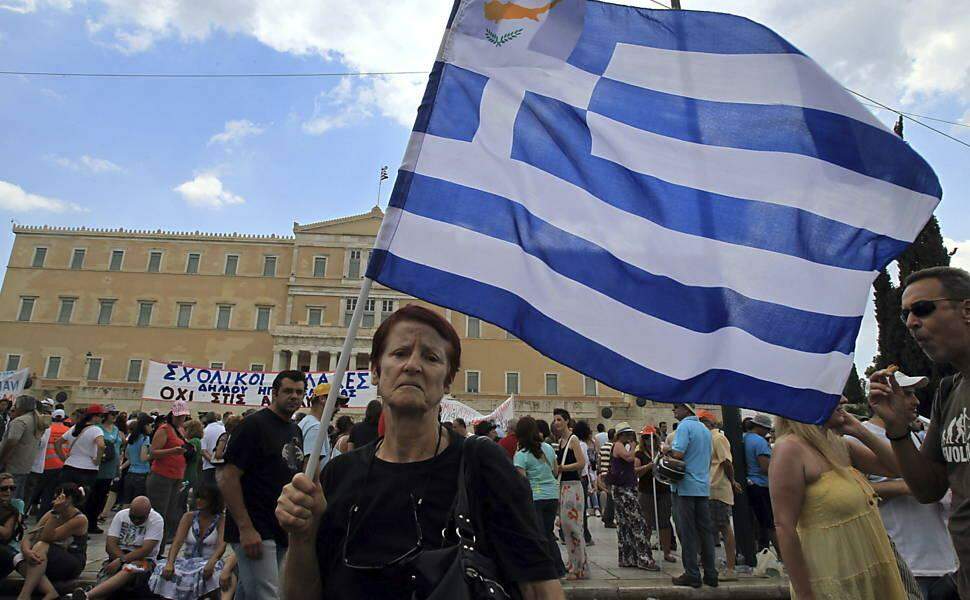 Novo resgate para Grécia pode chegar a 25 bilhões de euros ao setor bancário