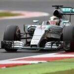 Hamilton faz festa da torcida e fica com pole na Inglaterra; Massa é 3º
