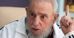 Aos 88 anos, Fidel Castro visita produtores de queijo em rara apariçao pública