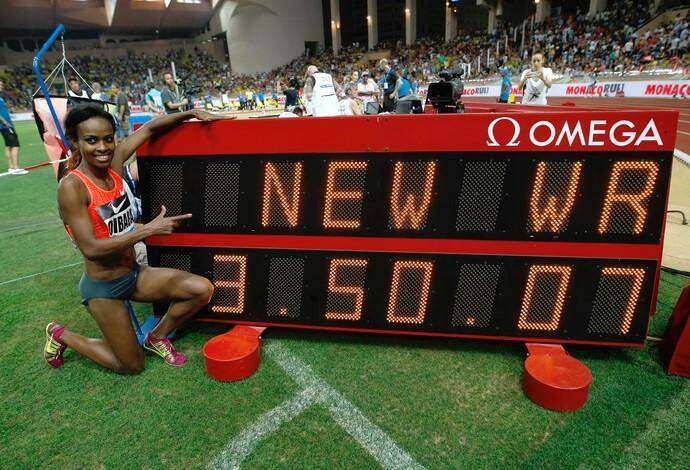 Geneze Dibaba derruba recorde mundial de quase 22 anos nos 1.500m