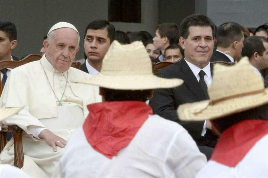 No Paraguai, Papa afirma que “ideologias terminam mal e não servem”
